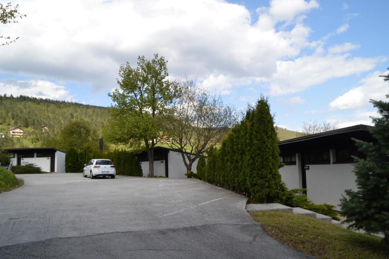 Bungalows Plivsko Jezero Jajce Exteriör bild