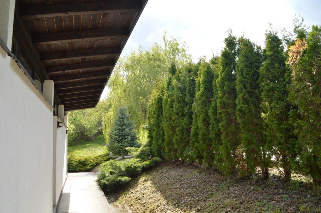 Bungalows Plivsko Jezero Jajce Exteriör bild